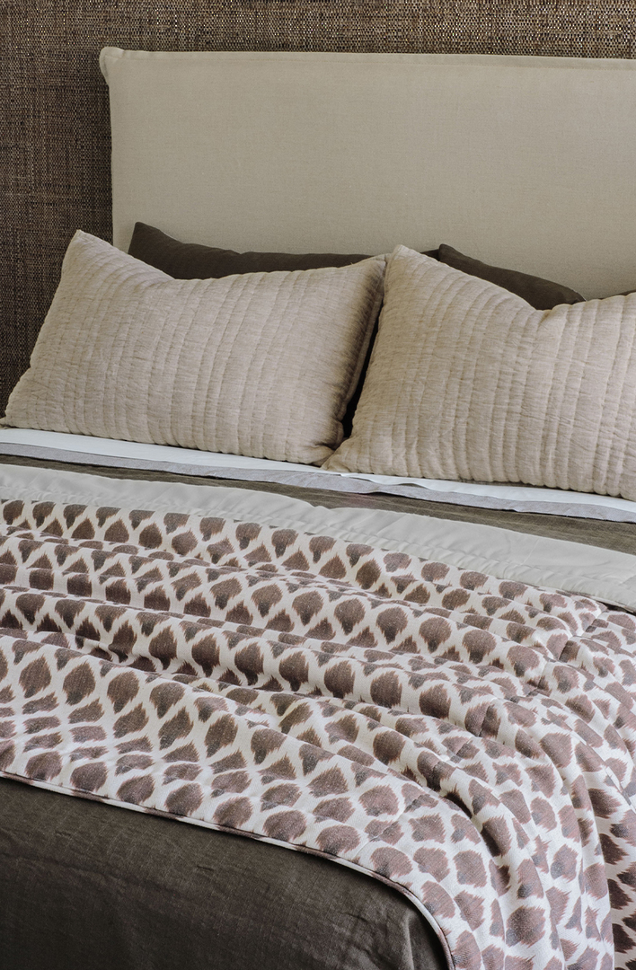 Bianca Lorenne Kasumi Rosewood/Cocoa Comforter | Luxury Linen Comforter NZ image 0